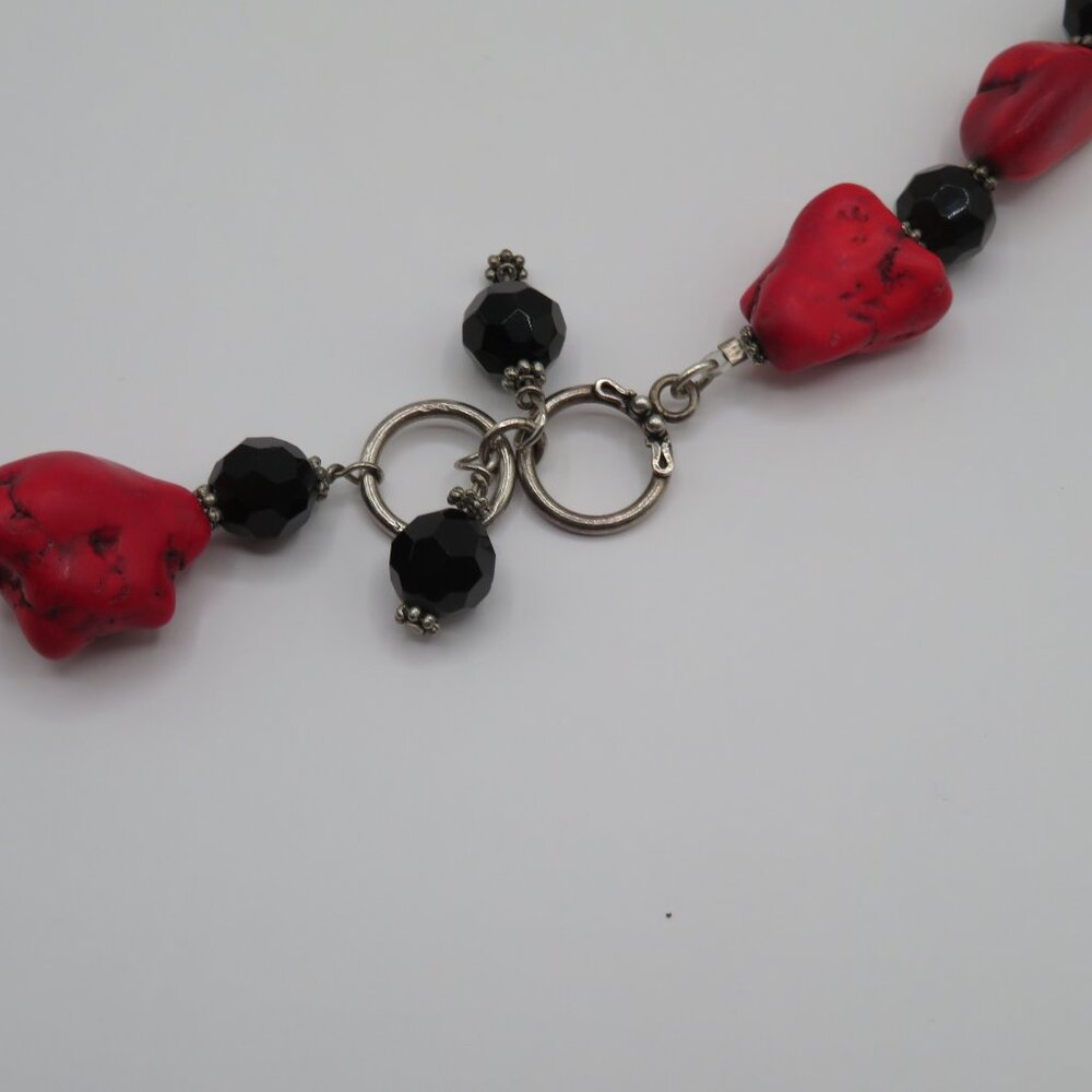 Vintage Coral Beaded Necklace Sterling Silver Toggle Clasp - Picture 6 of 10